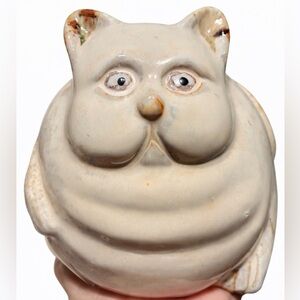 🐱 Vintage Ceramic Cat Figurine | Hand-Glazed Folk Art | Whimsical Shelf Sitter